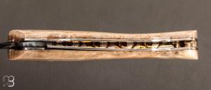 Couteau de poche 1515 par Manu Laplace - Os de girafe et lame en XC75 finition "bronze d'arme"