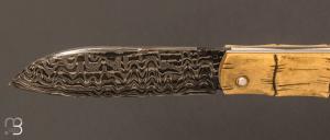    Couteau  " Canif " custom par David Breniere - Buis sculpté et lame damas feuilleté