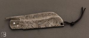   Couteau " Higocentrique " piémontais  par Mickael Moing