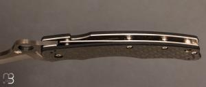Couteau  " Laci Szabo " fibre de carbone et lame CPM-S30V par Spyderco - C146CFBBKP