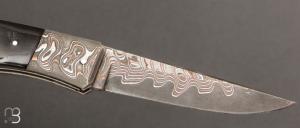   Couteau " Pièce unique " par Alain & Joris Chomilier - Damas carbone de Baker Forge et corne de buffle