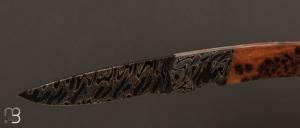   Couteau  "  Rokh S" par Florian Keller - Loupe de thuya et lame damas mosaïque torsadé