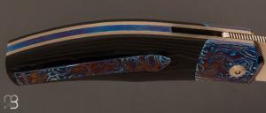 Couteau " Xou " custom par Maxime Belzunce - Fibre de carbone / Timascus / RWL-34