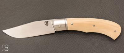  Couteau " Jack " pliant par Tanguy Coillot - Ivoire de mammouth et lame en RWL34