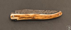   Couteau Laguiole en Aubrac 12 cm manche en ivoire de mammouth et lame en damas de Markus Balbach