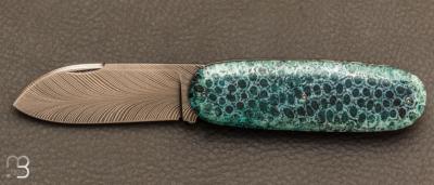 Couteau " Bouledogue " Corail bleu et damas plume de Philippe Ricard