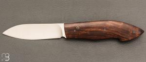   Couteau  " Button-lock " custom par Roberto Ottonello - Bois de fer et lame en N690Co