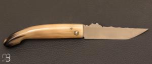 Couteau "  Cathare de Montségur  " corne blonde par Jean-Paul Tisseyre