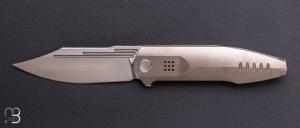  Couteau " Flight Line WE23089-3 - 024/210 " WE KNIFE - Polished Bead Blasted Titanium et Böhler M390