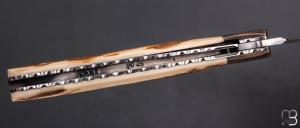    Couteau " Laguiole " Liner lock par Joël Grandjean - Ivoire de mammouth et lame en RWL34