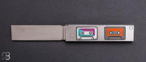     Couteau " O� Cassettes ressort invisible " par Nicolas Couderc - RWL34