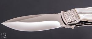   Couteau " Tou " liner-lock custom par Koji Hara - Nacre blanche