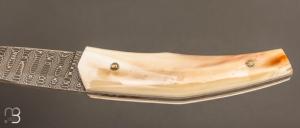   Couteau " custom " de Alain & Joris Chomilier - Ivoire de phacochère et damas "spirographe" de Vegas Forge