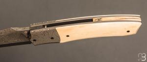  Couteau " custom " de Berthelemy Gabriel - La Forge Agab - Ivoire de mammouth et lame damas