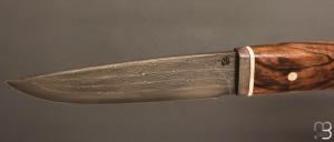     Couteau Droit noyer et Damas multi-barreaux par Jean Paul Sire