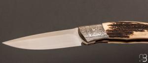  Couteau " Eryx " custom pliant par Milan Mozolic - Cerf sambar / damas et W2