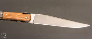    Couteau " Laguiole 12 CM " de Jérôme Lamic - Ivoire de mammouth et fleurs dorées