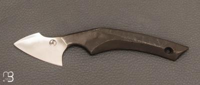 Couteau  " Neck knife " U10A satiné de Eliott Robinson