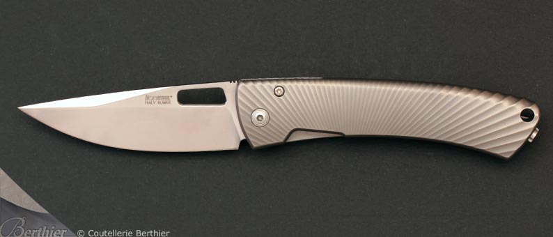 Couteau de poche TiSpine TS1-GM Titane gris mat