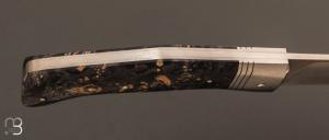 Couteau " Darknight " de collection par Olivier Ouertal - Loupe de bouleau teinté stabilisé et lame en RWL34