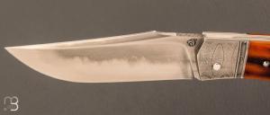 Couteau " Ipanema " custom par David Breniere - Jigged bone et lame U10A