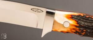  Couteau " Loveless Medium Pro hunter Knife Design " par Shaun Bruwer - Amber Stag