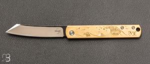    Couteau Böker Plus Zenshin 42 Laiton gravé par Mali Irie motif "Vague et Fujiyama"