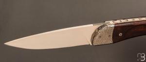  Couteau  " le Vault de lugny " custom par Philippe Sœuvre - Bois de fer