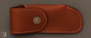 Etui couteau cuir Pérou par Max Capdebarthes