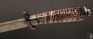  Couteau " Bowie " de Nicolas Mestrallet - Atelier du couteau Vaunaveys - Lame en acier damas forgé et molaire de mammouth