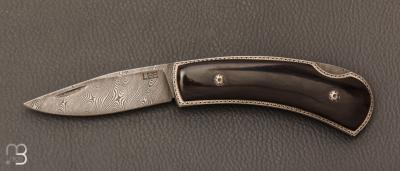  Couteau " Damascus Engraved Lockback " par Tommy Lee