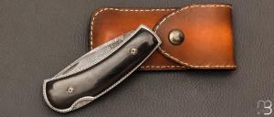  Couteau " Damascus Engraved Lockback " par Tommy Lee