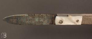 Couteau " Robespierre " nacre et damas de Robert Beillonnet