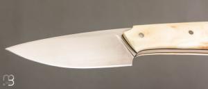   Couteau  droit " Pièce unique " custom par Christophe Arbogast - Ivoire de phacochère et RWL34