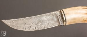   Couteau droit par Henri VIALLON - Bois de cerf et damas