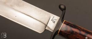 Couteau " Bowie " en bois de fer et lame en 100C6 par Laurent Gaillard