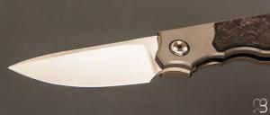 Couteau " Creed " custom framelock par Thierry Savidan - Titane et Fat carbon