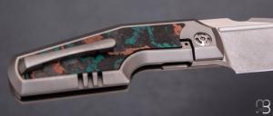  Couteau " Elementak Framelock " de GTKnives - Thomas Gony - Shipwreck carbon inlays et RWL34