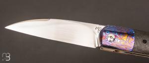 Couteau  "Gentleman" custom par Maxime Belzunce - Fibre de carbone et Timascus