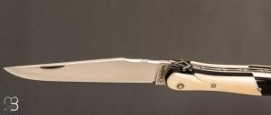    Couteau " Laguiole Franc-Maçon 12 cm " par Philippe Voissière - Mammouth / corne de buffle