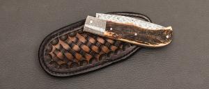 Couteau " Tony " custom de Anthony Brochier - Damas multi-barreaux torsadé et bois de cerf