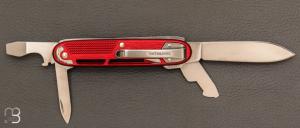   Couteau Synergy Alox Rouge par Victorinox - 0.8216.20