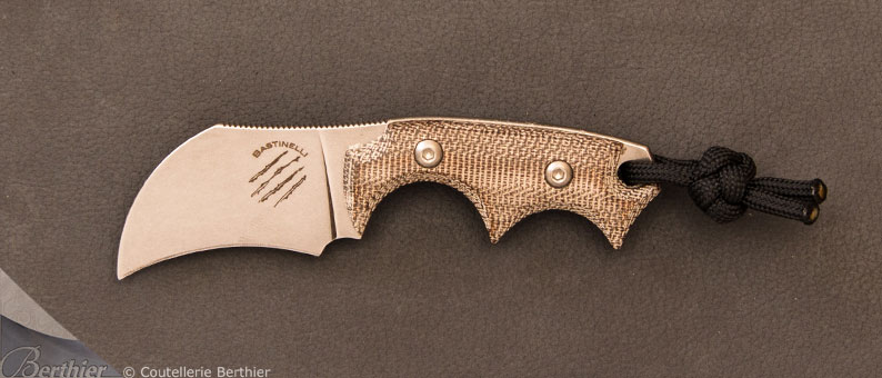 Stone-washed Mushroom BB DRAGO neck knife by Bastinelli