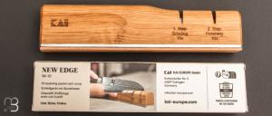   Aiguiseur manuel NEW EDGE de KAI - #2000 / 4000# + cuir - SK-S1