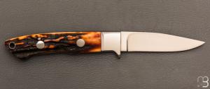  Couteau " Hunter " fixe par Ricardo Velarde - Os cerfé