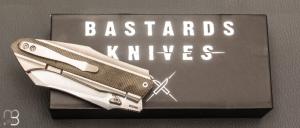 Couteau " Octavus Micarta  / Titanium" Frame-lock par Bastards Knives X Gabriel Berthelemy