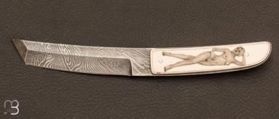 Couteau Tanto damas et scrimshaw par Luebke Jr. Ron