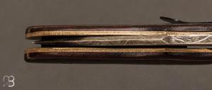 Couteau "  linerlock " custom par Allen Elishewitz - Bois de fer et damas