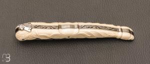    Couteau  "  Laguiole tête de femme " de collection par Isabelle et Pascal Graveline