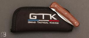  Couteau  "  Speartac mini custom " de GTKnives - Thomas Gony - RWL34 et micarta cross cut